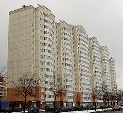 Жилой дом на пр. Маршала Захарова